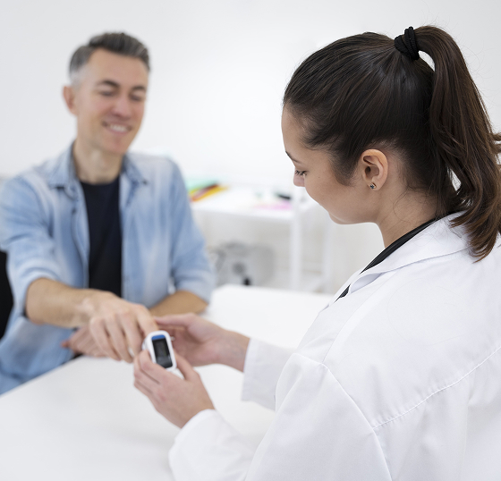 doctor-performing-routine-medical-checkup-min 1